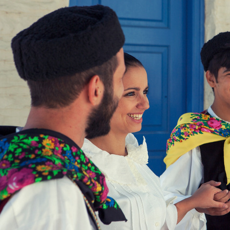 Panagia Kastriani Festival – Ioulida, Kastriani Monastery - Gastronomy Tours P2S5139lr470χ470 1 1 - Gastronomy Tours